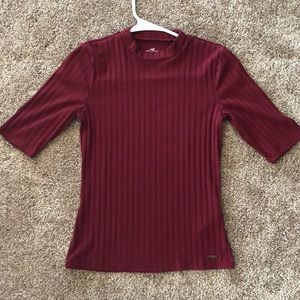Hollister T shirt, size S